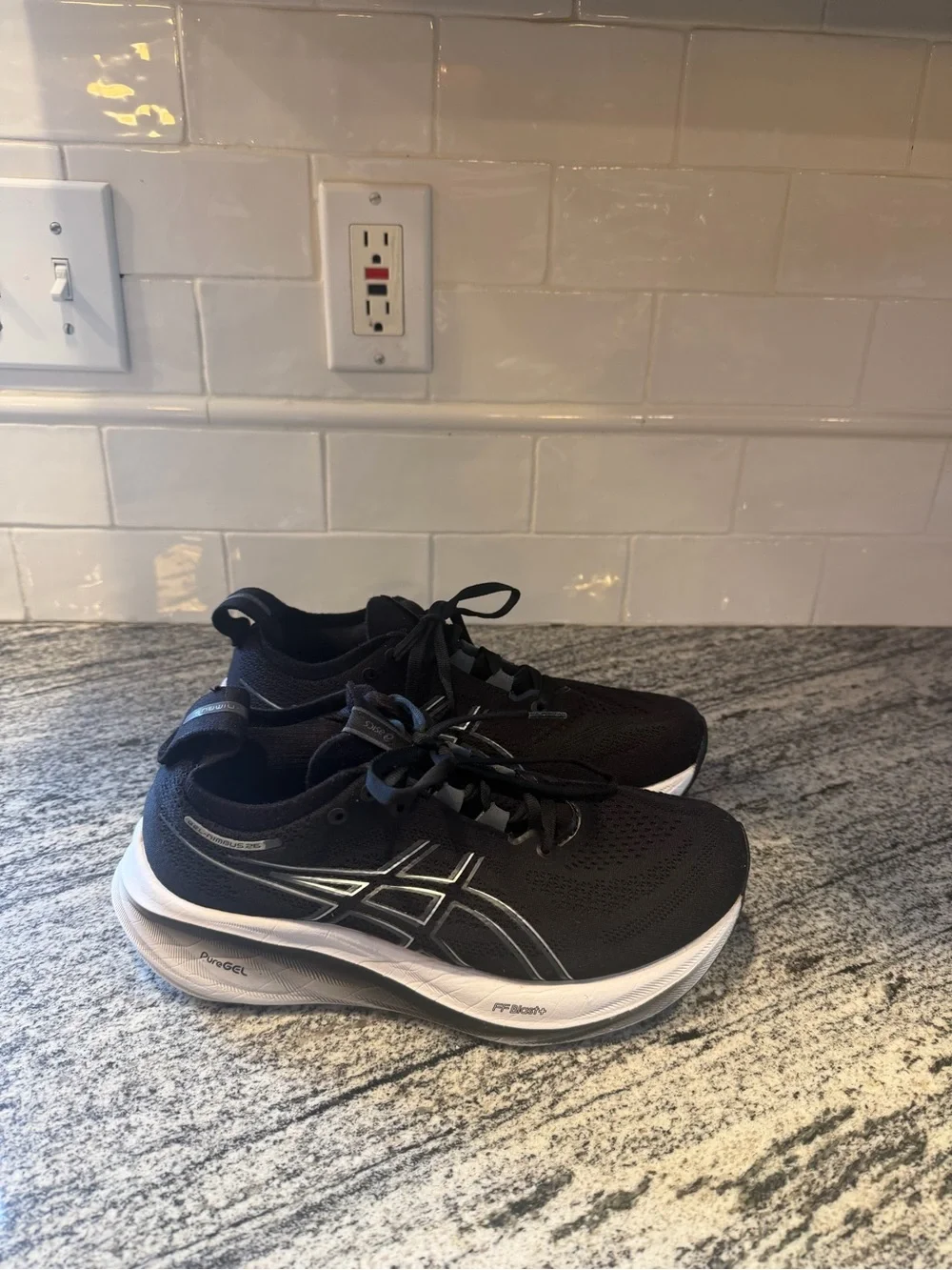 Asics width as